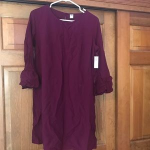 Old Navy ruffle sleeve shift dress